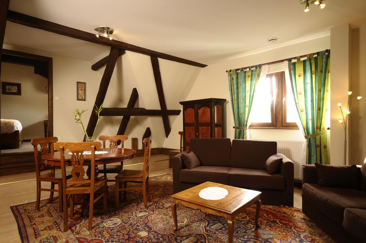 La Cour Du Bailli Suites & Spa Bergheim Eksteriør bilde