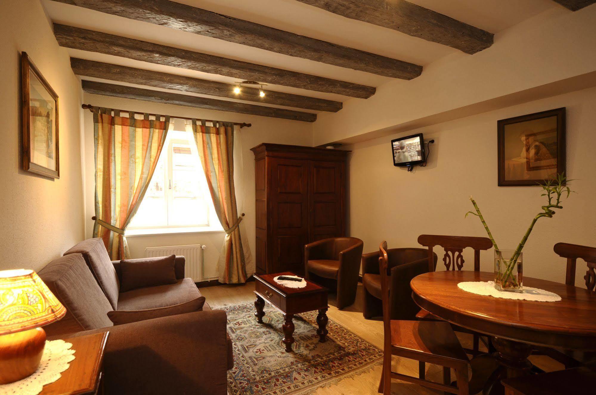 La Cour Du Bailli Suites & Spa Bergheim Eksteriør bilde